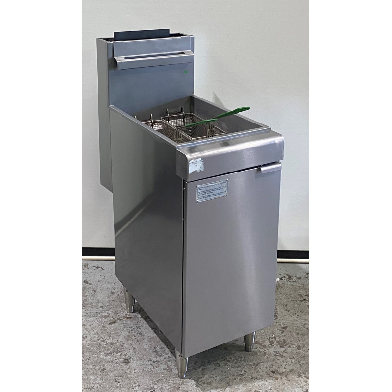 New Woeld ZLYI-11B Single Pan Gas Fryer 