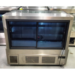 USED Koldtech SQRCD-15-4T Cake Display F