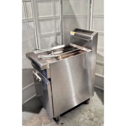 Used Waldorf FN8226G Split Pan Gas Deep Fryer