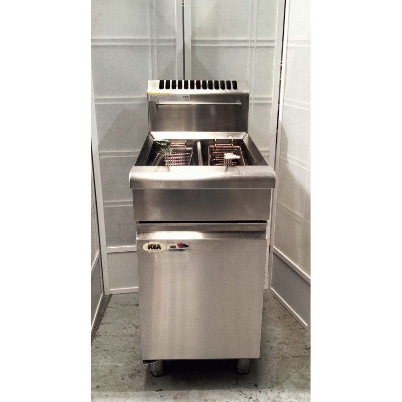 Used Waldorf FN8226G Split Pan Gas Deep Fryer