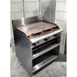 USED LKK LKKOB6A+T 900mm Hotplate With Toaster