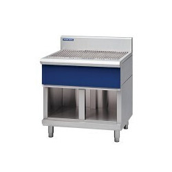 Blue Seal Evolution Series SF60-CB - 600mm Solid Fuel Grill - Cabinet Base