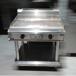 Used Waldorf 800 Series GP8900E-LS 900mm Electric Griddle With Leg Stand