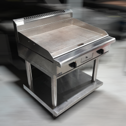 Used Waldorf 800 Series GP8900E-LS 900mm Electric Griddle With Leg Stand