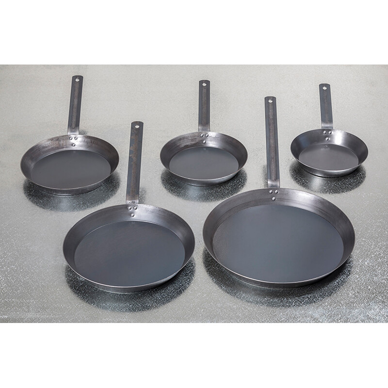 TMS-001A 8 inch Black Steel Omelette / Pasta Pan