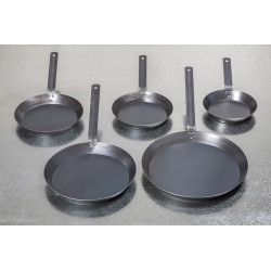 TMS-001C 10 inch Black Steel Omelette / Pasta Pan