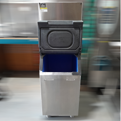 Used AG AC-400A Ice Maker...