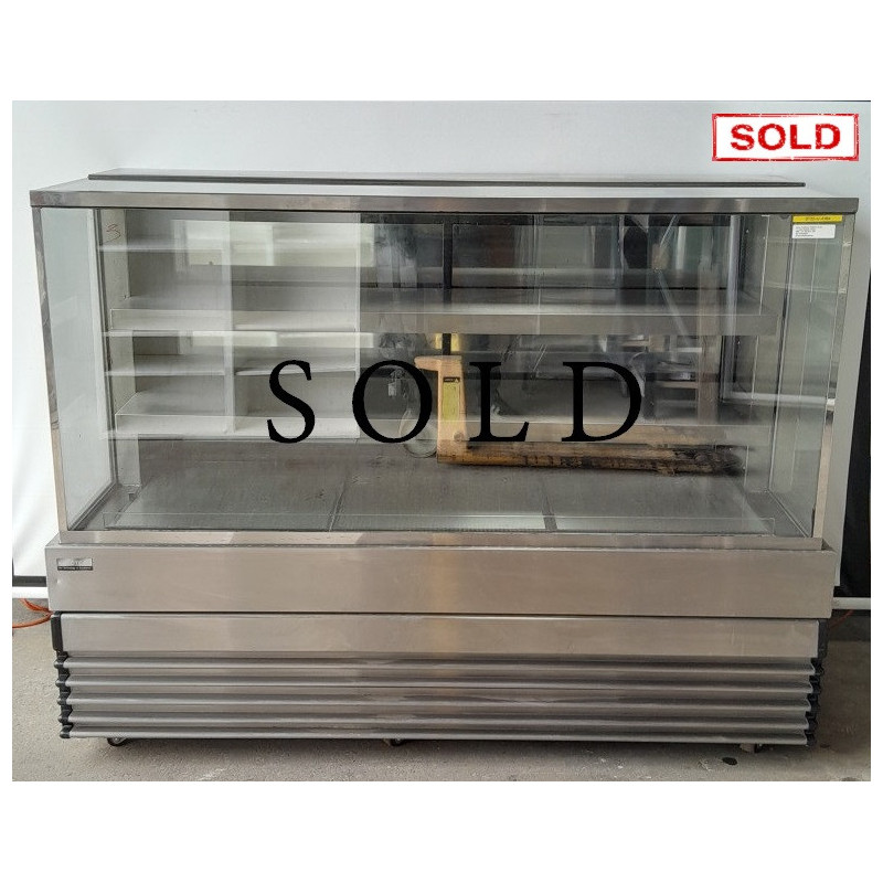 Used Koldtech SQRCD.18-BA 1800mm Cake Display Fridge