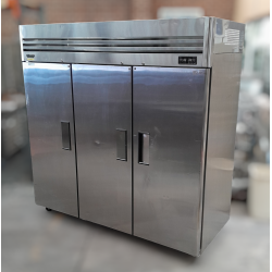 Used Skipio SRFT65-3 Dual Chiller/Freezer 3 Door - ST25UK80