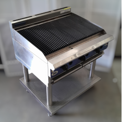 Used Blue Seal G596-LS Chargrill 900mm with Stand and Brand New Trivets -  ST23-U-K465