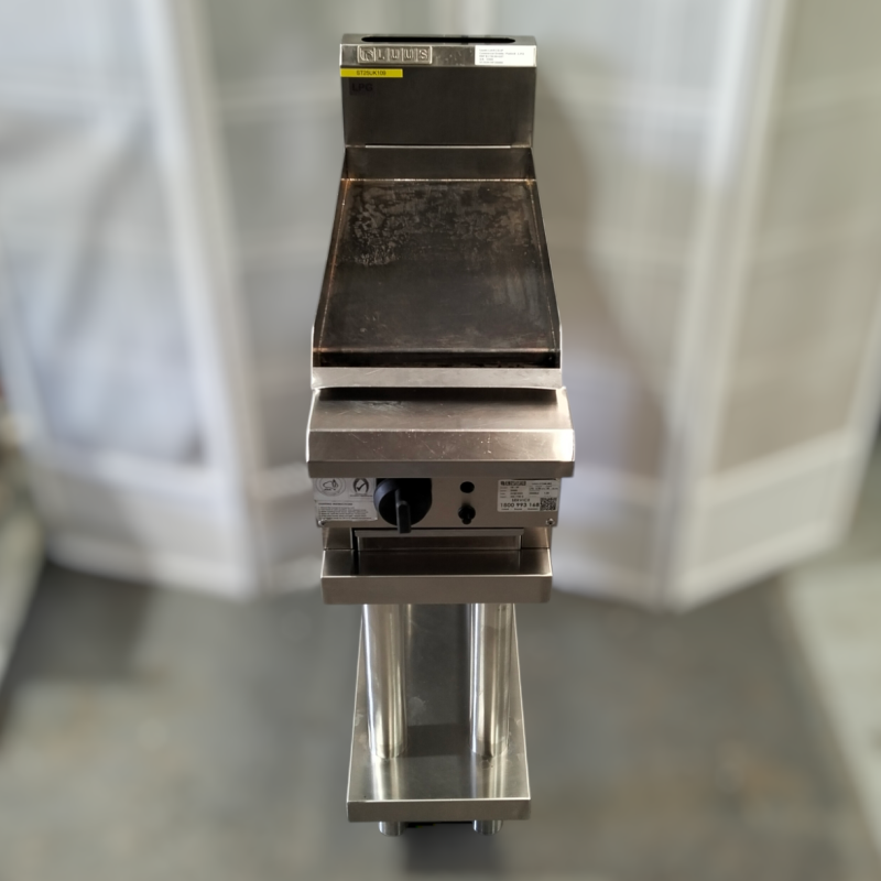 Used Luus CS-3P LPG Gas 300mm Griddle - ST25UK109