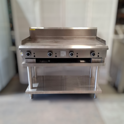 Used Luus CS-12P Gas 1200mm Hotplate - ST25UK292