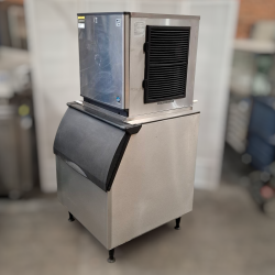 Used Hoshizaki KMD-201AB Crescent Ice Maker 157Kg/24hrs - ST25UK281
