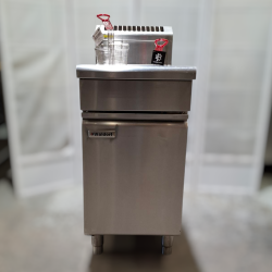 Used Waldorf FN8226G Split Pan Gas Deep Fryer - ST25UK273