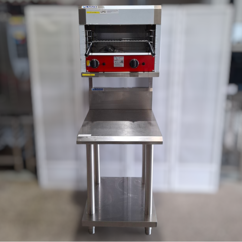 Ex-Display Luus SM-60 Salamander On Stand 600mm Wide - ST25UK326