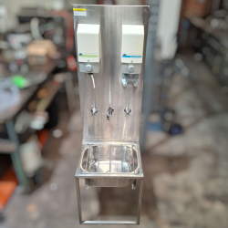 Used Stainless Steel Commercial Cleaning Station - ST25UK334