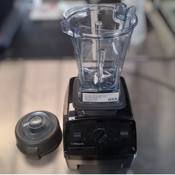 Never Used Vitamix E310 Explorian Blender - ST25UK387