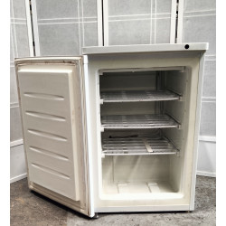 Used Westinghouse WFM0900WC Domestic 90L Bar Freezer