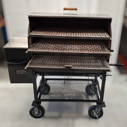 Used Pitts&Spitts Maverick 2000 Wood Pellet Grill and Smoker - ST25UK351