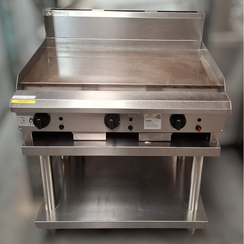 Used Luus CS-9P Hotplate 900mm Wide On Stand - ST25UK404