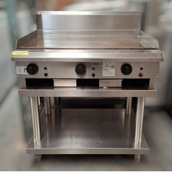 Used Luus CS-9P Hotplate 900mm Wide On Stand - ST25UK404