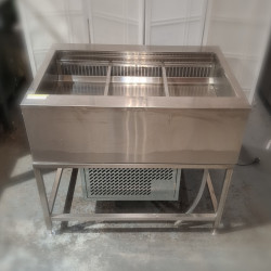 Used Woodson W.CFSSN23 Flat Deck Self Serve Cold Food Display - ST25UK215