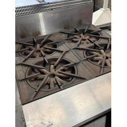 USED Garland MST44S Master Series 4 Burner Stove With Storage Base Natural Gas - ST22KEA2175