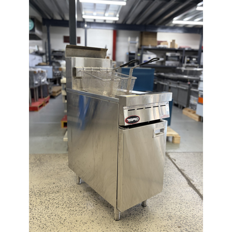 Used B+S Rapid RF-400 - Single Pan 2 Basket Rapid Gas Fryer - ST27UK027